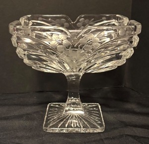 lot 65 image: Etched Vintage Crystal Compote Dish with Floral Design