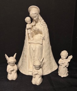 lot 66 image: Set of 4 Angelic Porcelain Figurines by Goebel and Sacrart