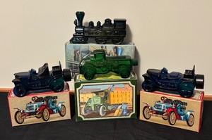 lot 80 image: Set of 4 Vintage Avon Aftershave Bottles including Stanley Steamer, Big Mack Windjammer and General 440 Tai Winds