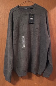 lot 85 image: New Izod Gray Cotton Sweater Size XL