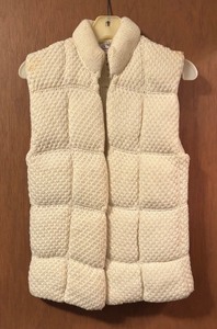 lot 104 image: Vintage Italian Mob Knit Puffer Vest Size Medium