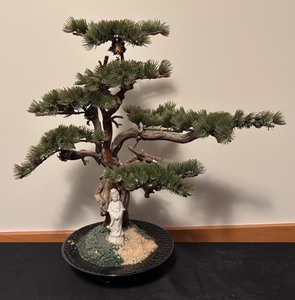 lot 108 image: Vintage Faux Bonsai Tree Decor with Porcelain Figurine