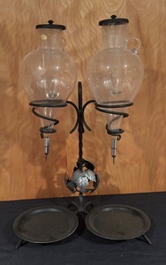 lot 166 image: Dual Glass Wine Aerator Decanter