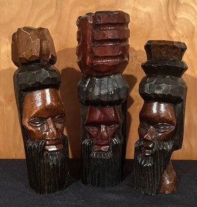 lot 184 image: Set of 3 Vintage Carved Wooden Head Sculptures