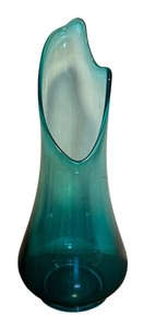 lot 186 image: Vintage Mid Century Blue Swung Glass Vase
