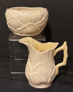 lot 188R image: Belleek Creamer Pitcher and Sugar Dish Set