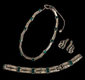 lot 307 image: Trifari Silver Tone Necklace, Bracelet and Clip-On Earrings Set with Green and Clear Rhinestones