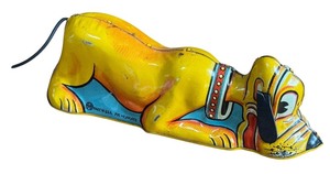 lot 28 image: SR - Vintage 1939 Marx Walt Disney Pluto Tin Wind-Up Toy Dog