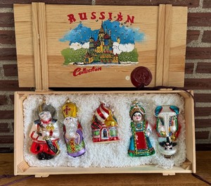 lot 45 image: K - Polonaise Russian Collection Hand-Blown Glass Ornaments in Wood Box, Set of 5, Made in Poland