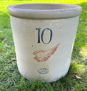lot 67 image: Vintage Red Wing Union Stoneware 10 Gallon Crock with Wing Mark