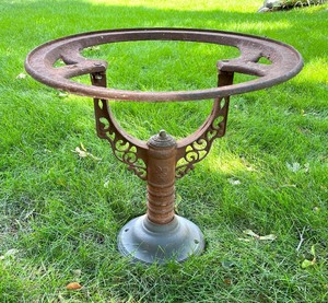 lot 79 image: Vintage Cast Iron Industrial Table Base with Ornate Detailing