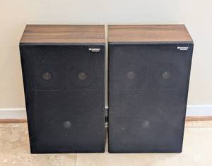 lot 266 image: Pair of Panasonic Thrusters Speakers
