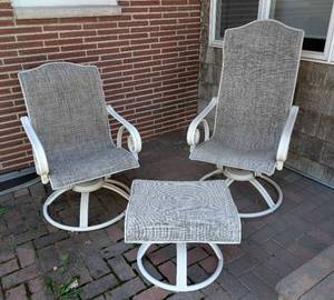 lot 254 image: Pair of Patio Chairs and Ottoman