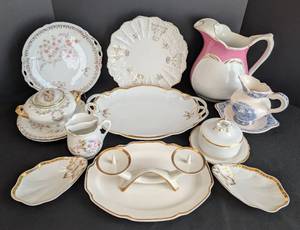 lot 249 image: Assorted Vintage Painted Porcelain Dishes