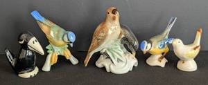 lot 250 image: Vintage Ceramic Bird Figurines