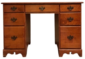 lot 203 image: BR1 - 1949 Solid Maple Vintage Desk with 7 Drawers