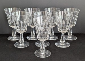 lot 90 image: K - Set of 8 Waterford Florence Crystal Wine Glasses