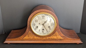 lot 94 image: LR - Vintage Seth Thomas Mantel Clock with Wood Case and Brass Movement