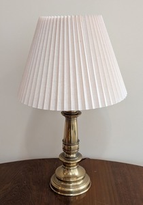 lot 160 image: MB - Stiffel Brass Table Lamp with Pleated Shade
