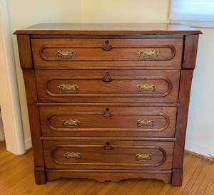 lot 165 image: DR - Antique Wooden 4-Drawer Dresser with Ornate Brass Handles