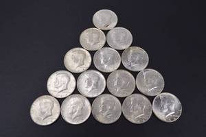 lot 4 image: 1964 Kennedy Half Dollar Coins - 90 Percent Silver - Lot of 15