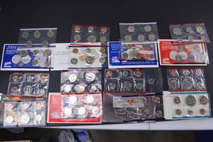 lot 21 image: US Mint Uncirculated Coin Sets Assortment (1976-2004)