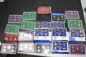 lot 22 image: U.S. Proof and Mint Coin Sets Collection, 1972-2006