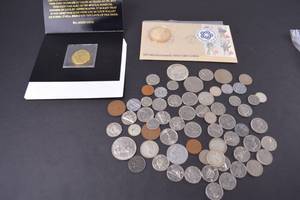 lot 27 image: Mixed Lot of World and Collectible Coins with Bicentennial First Day Cover