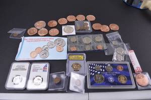 lot 28 image: Extensive U.S. Coin and Medal Collection Graded Quarters, Sets, and Copper Rounds
