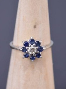 lot 36 image: 14k White Gold Ring with Blue and Clear Stones, 2.75g
