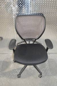 lot 206 image: Black Mesh-Back Rolling Office Chair with Armrests