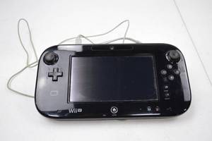 lot 162 image: Nintendo Wi-u
