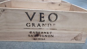 lot 157 image: Set of 4 Veo Grande Wooden Wine Crates
