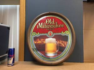 lot 111 image: Vintage Old Milwaukee - Mirrored Oval Sign - 19 x 21 12
