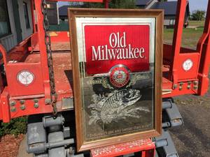 lot 117 image: Nice Vintage Old Milwaukee - Mirrored FishBass Sign