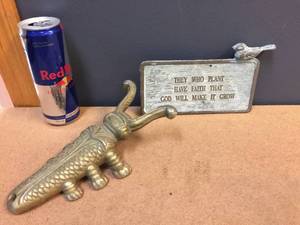 lot 118 image: Brass-Look Beatle Boot Jack & Brass Garden Placard