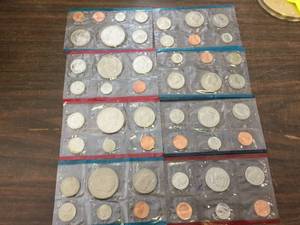 lot 140 image: (8) U.S. Coin Proof Sets