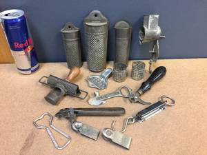 lot 141 image: Vintage Metal Gadgets