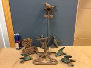 lot 143 image: Vintage Cast Iron Sprinkler & Cast Knockers - Decor