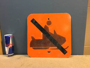 lot 158 image: Another Classic Vintage No Snowmobile Sign - 12 x 12