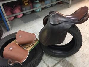 lot 169 image: G. Pessier & Sohn Saddle & English Foot Warmers