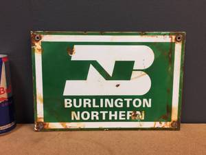 lot 172 image: Burlington Northern Porcelain Metal Sign - 12 x 8