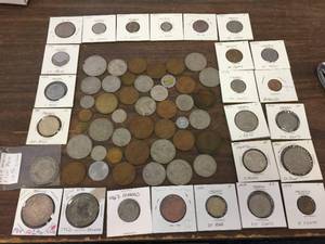lot 194 image: Vintage Group Mexico Coins - A Little Silver