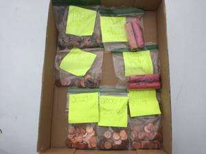 lot 198 image: Group U.S. Lincoln Pennies 1970s & 2000s