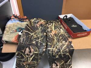 lot 216 image: Outdoor - Stearns XL Dry Wear Pants - H2O Pack - Fleece Throw