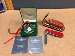 lot 257 image: Victorinox Swiss Army Knife - Waterford Crystal Ornament