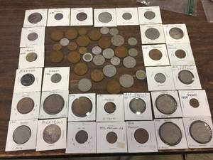 lot 264 image: Group Vintage Mexico Foreign Coins