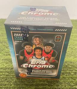 lot 10 image: 2022-23 Topps Chrome OTC basketball Blaster Box