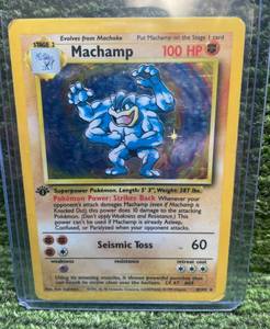 lot 29 image: 1999 Pokemon Base Set Machamp Holo HP