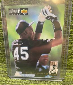 lot 34 image: 1994 Upper Deck Collectors Choice Michael Jordan rookie